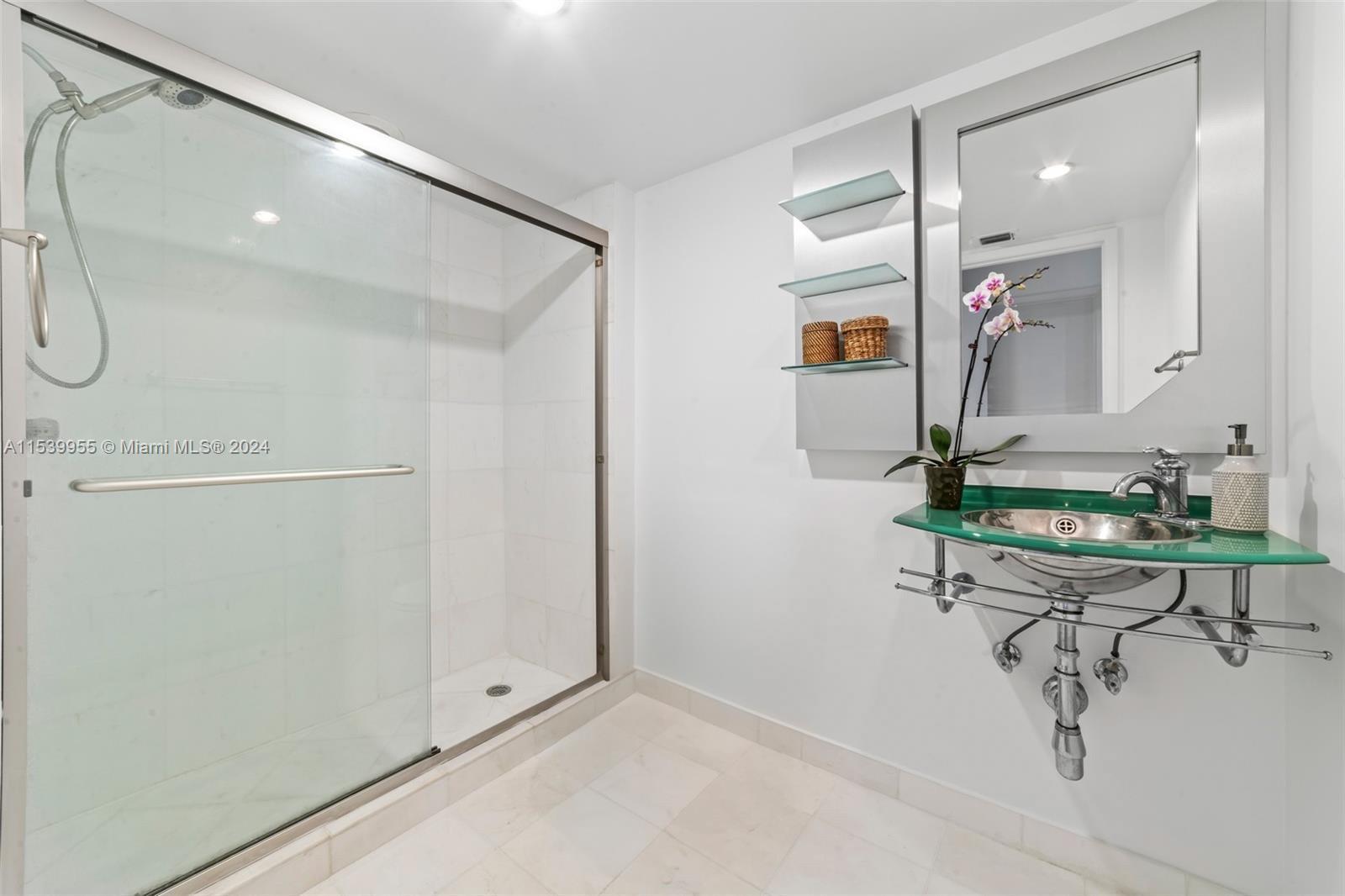 MYSTIC POINTE TOWER 600 C - Residential Lease
