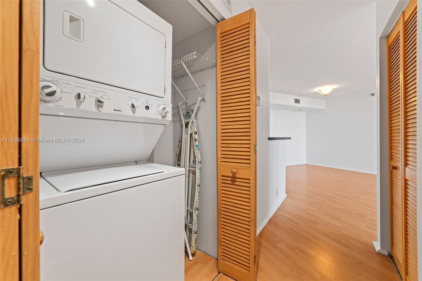 MYSTIC POINTE TOWER 600 C - Residential Lease