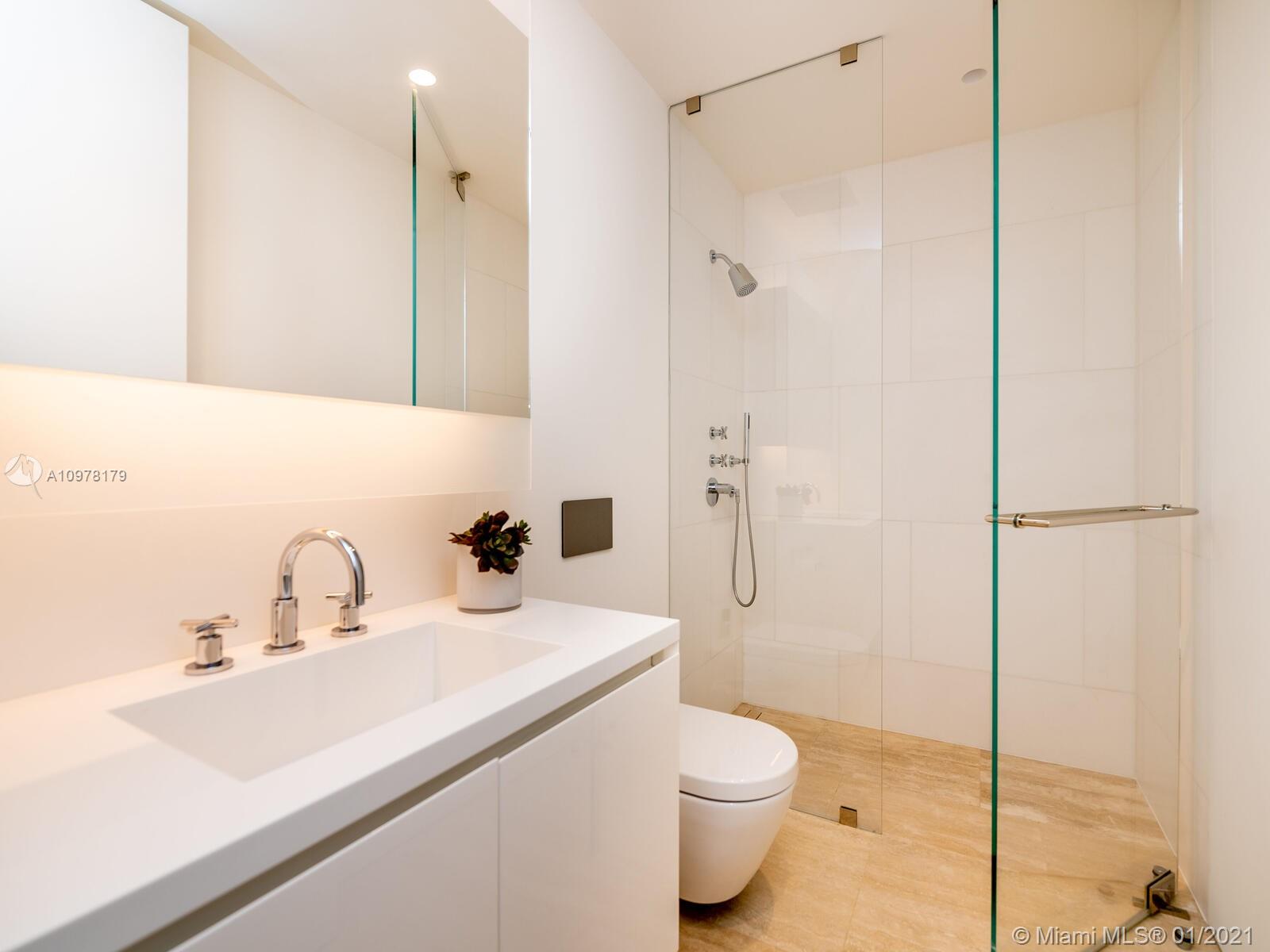SURF CLUB CONDO - Residential
