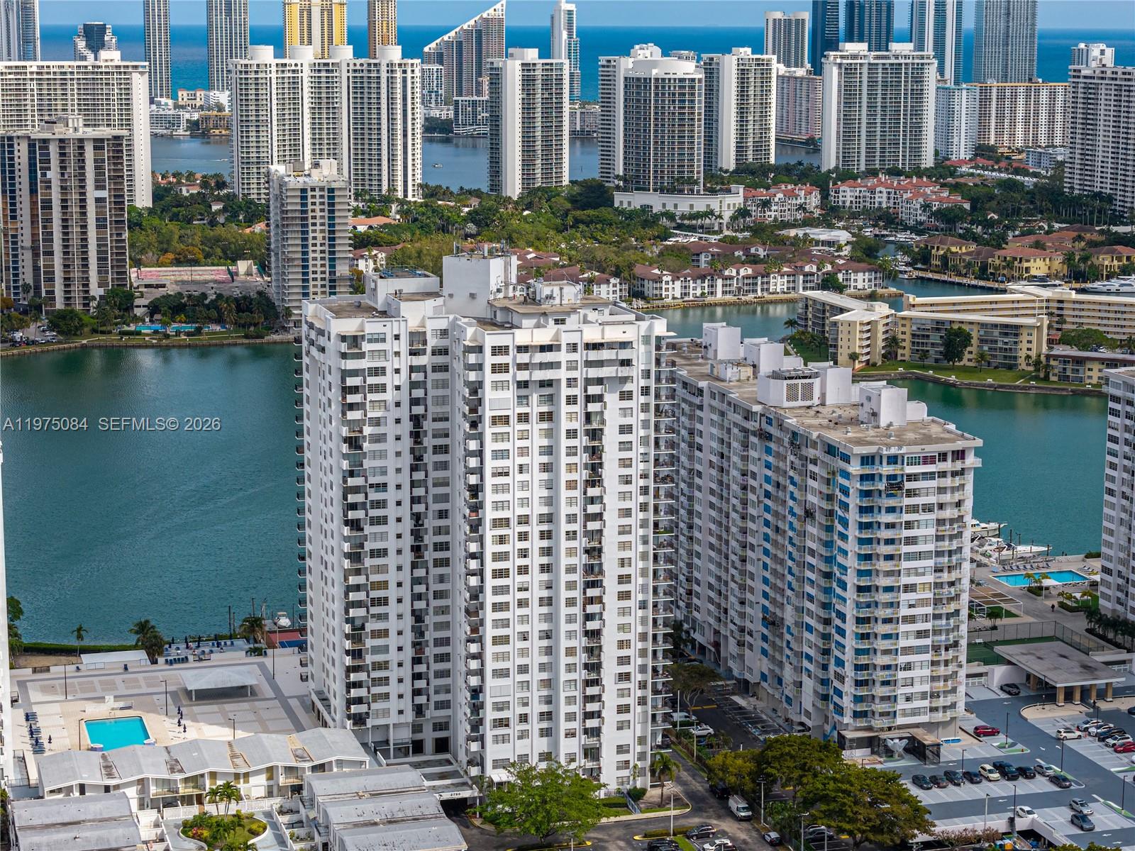 Stunning fully remodeled TURN-KEY 2 bed / 2 bath condo on the 21st floor at Commodore Condominium in Aventura. Bright and spacious layout with modern kitchen, stainless steel appliances, upgraded bathrooms, walk-in closets, custom lighting, and elegant furnishings included. Enjoy beautiful city views from the high floor.
Resort-style amenities: 2 pools, tennis courts, gym, marina, 24/7 security, valet, and more.
Unbeatable location just minutes from Aventura Mall, beaches, restaurants, parks, and top-rated schools.
Move-in ready or perfect for investors.