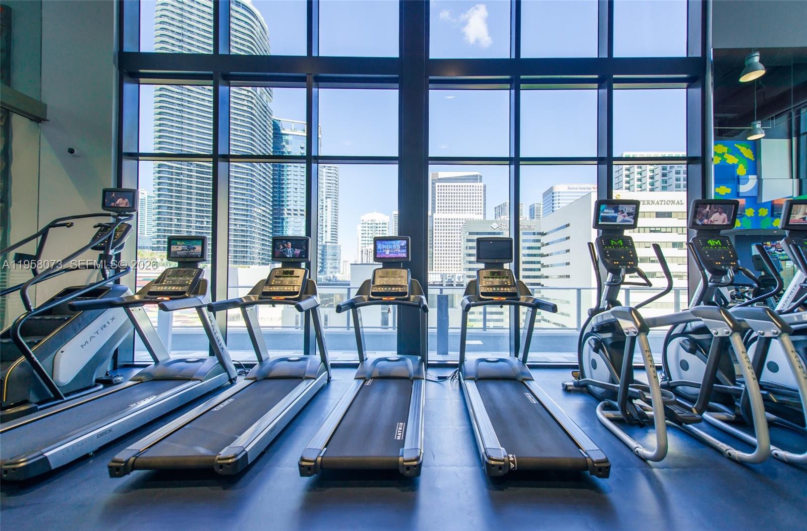 1010 Brickell Condo - Residential