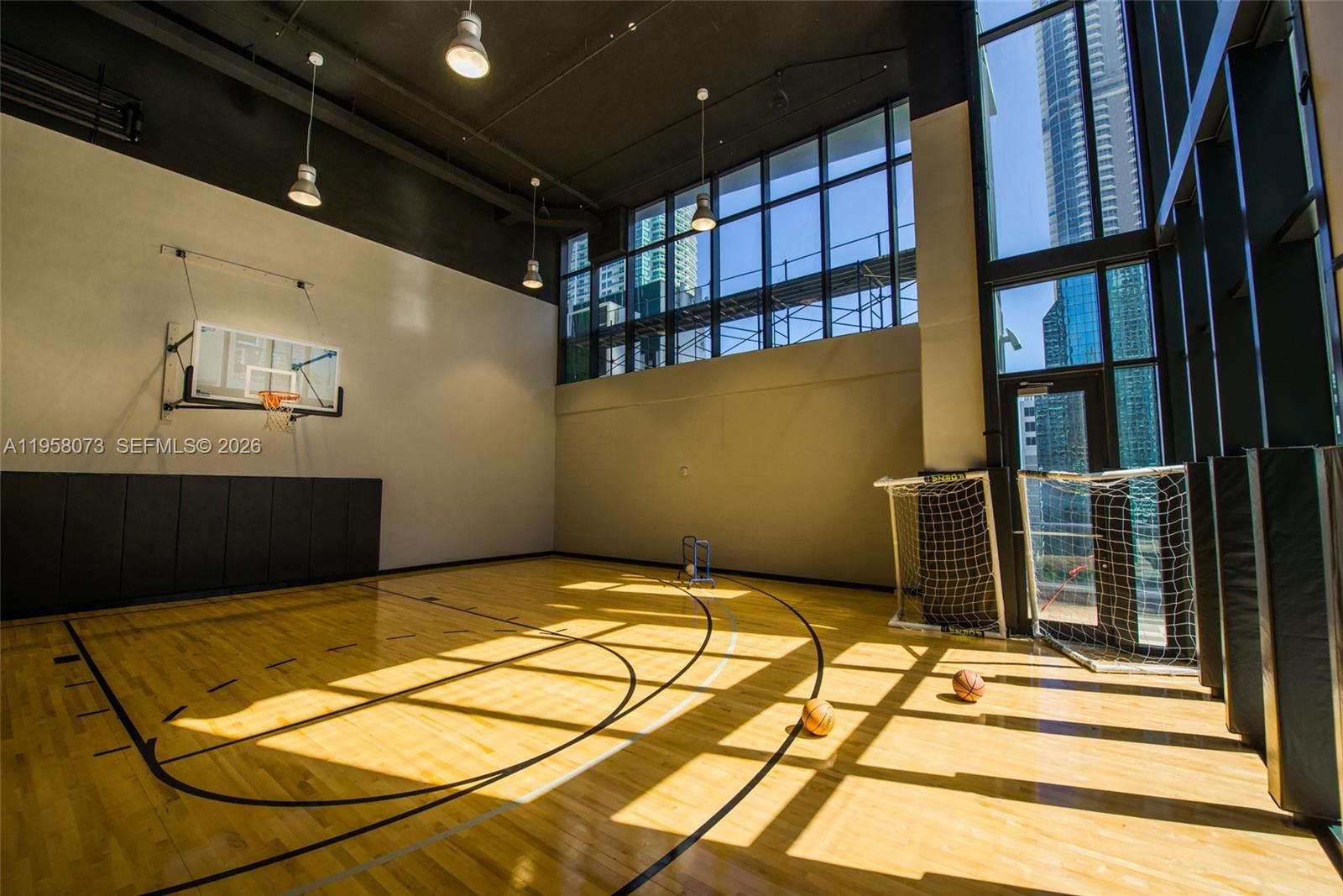 1010 Brickell Condo - Residential