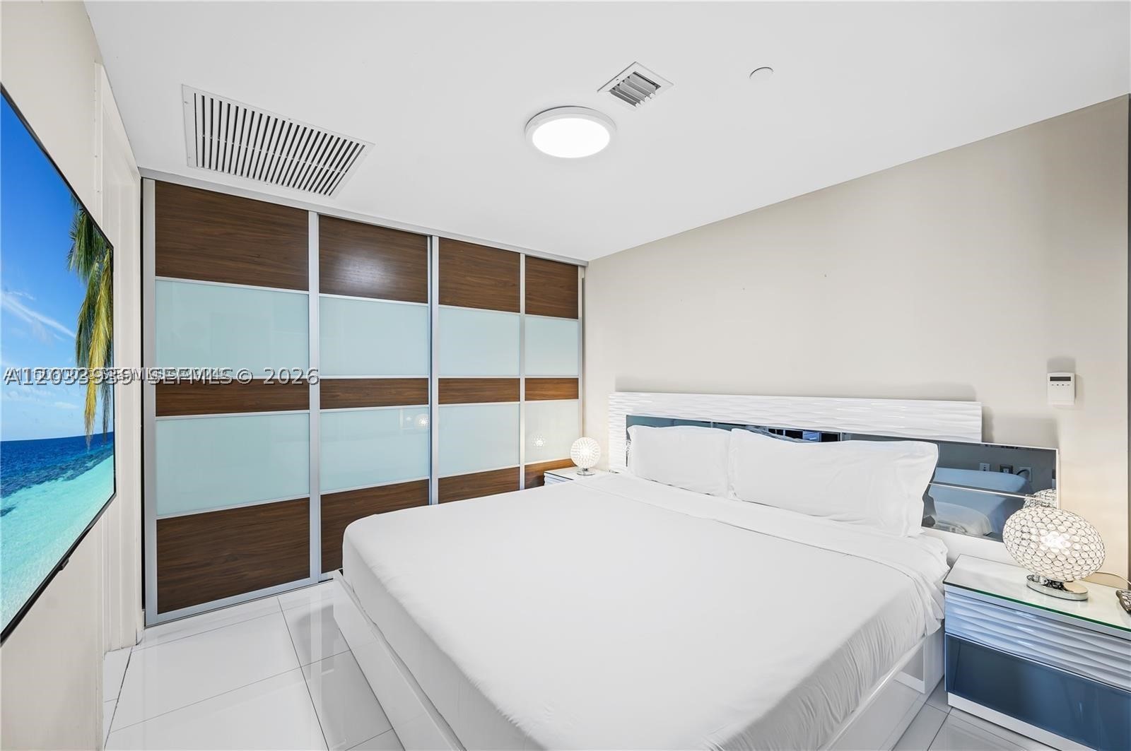 ICON BRICKELL CONDO NO 3 - Residential