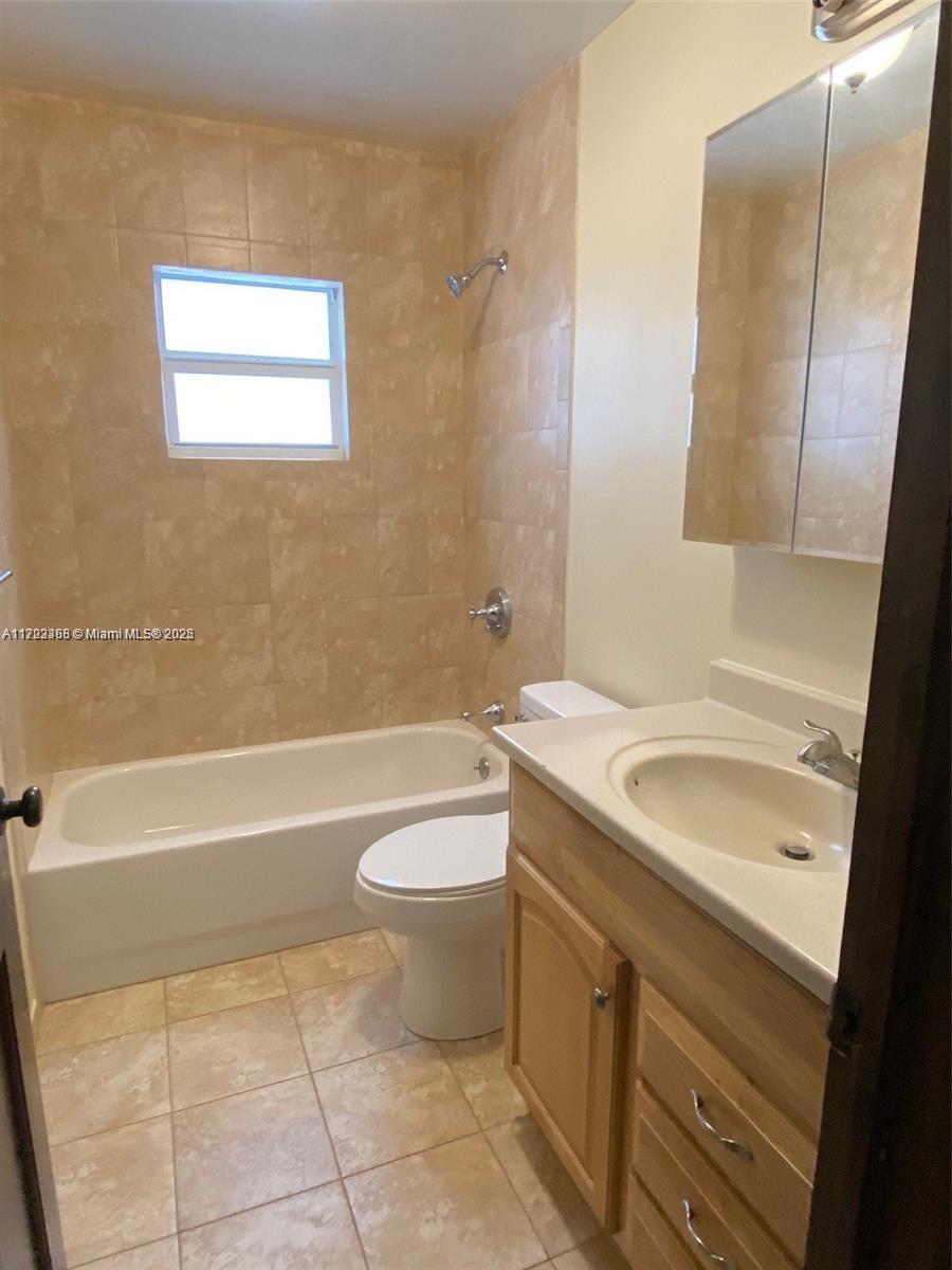 COUNTRY CLUB ESTATES SEC - Residential Lease
