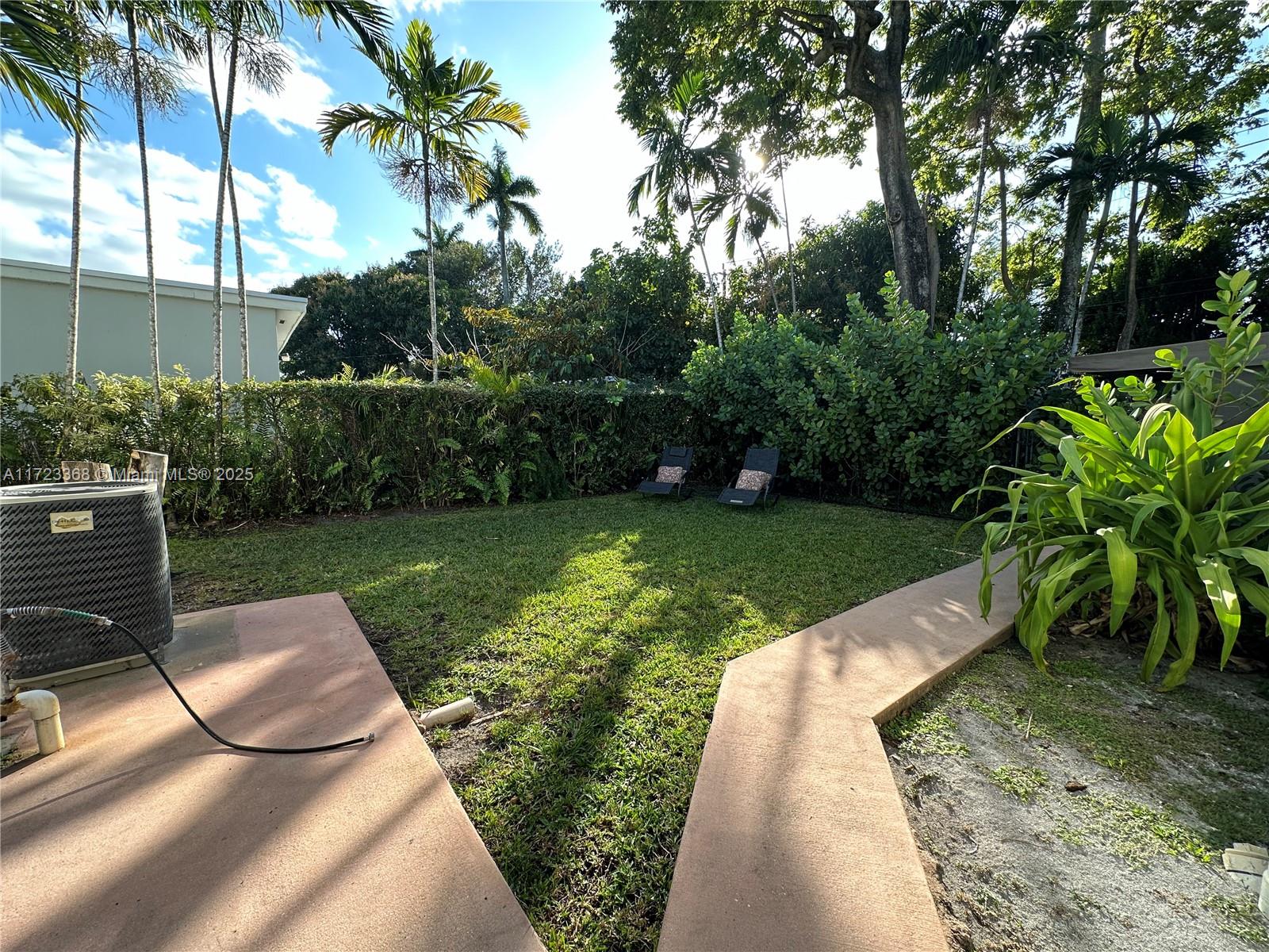 COUNTRY CLUB ESTATES SEC - Residential Lease