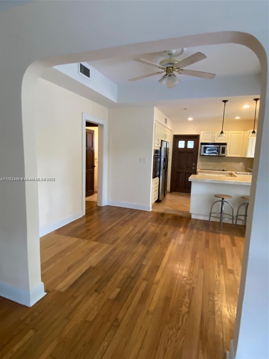 COUNTRY CLUB ESTATES SEC - Residential Lease