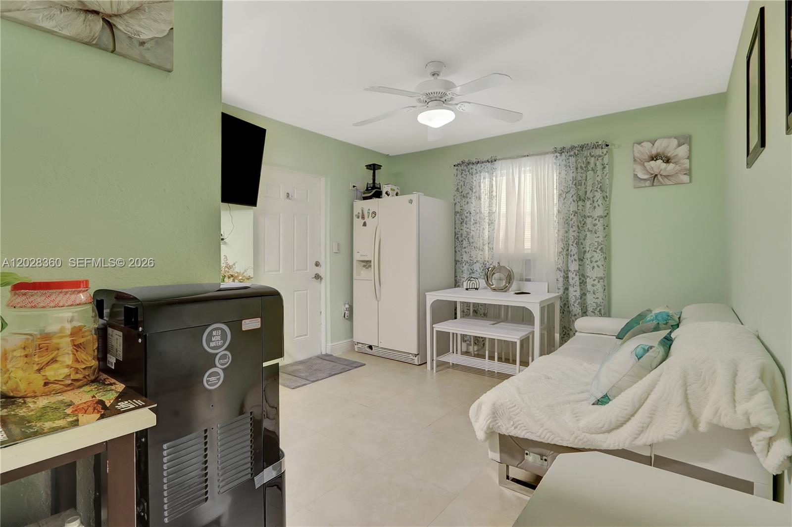 VENETIAN ACRES - Residential Income