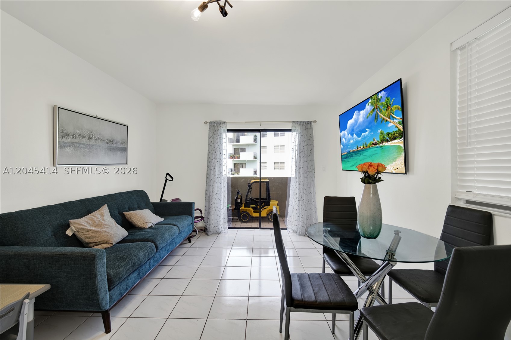 GARDEN LAKE TOWERS CONDO - Residential