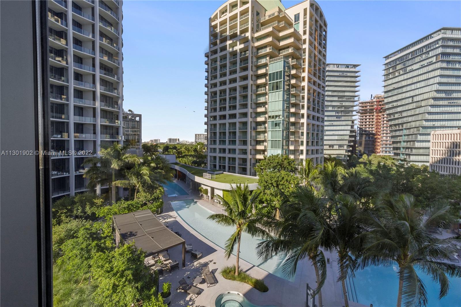 ONE PARK GROVE - Residential