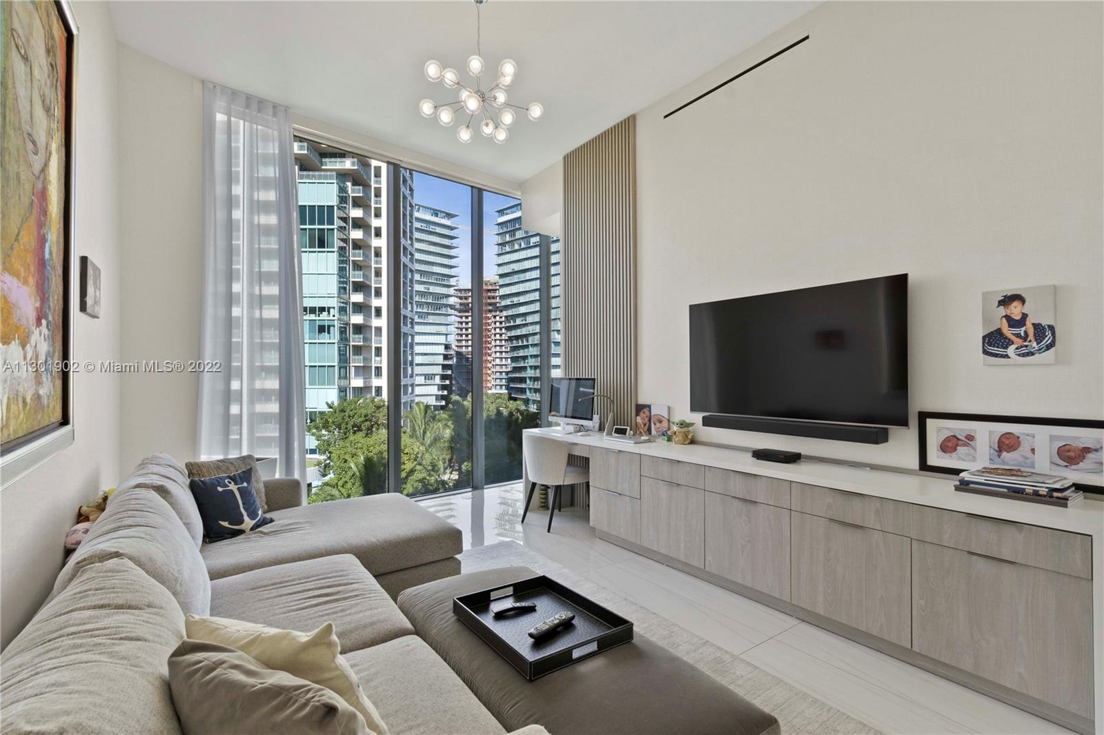 ONE PARK GROVE - Residential