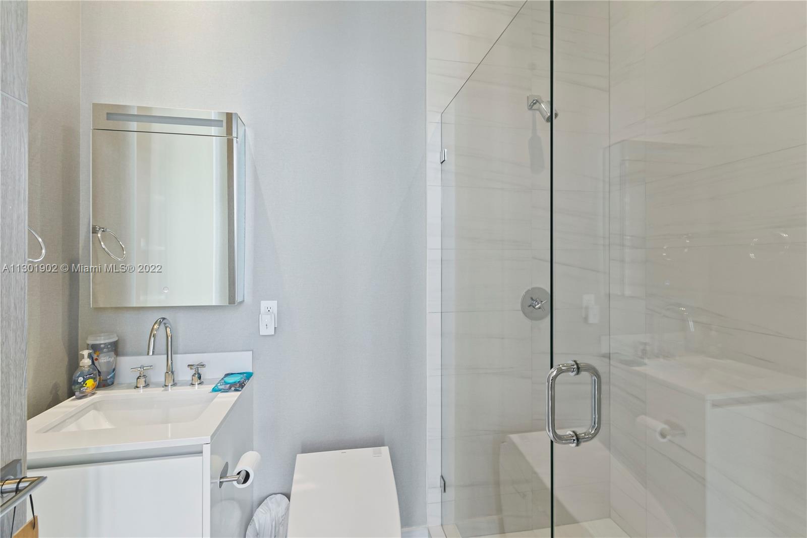 ONE PARK GROVE - Residential
