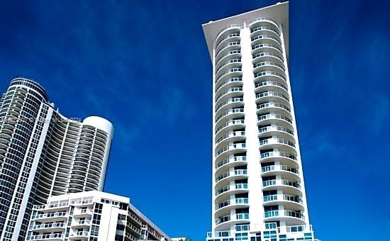 SOLE CONDO - Residential