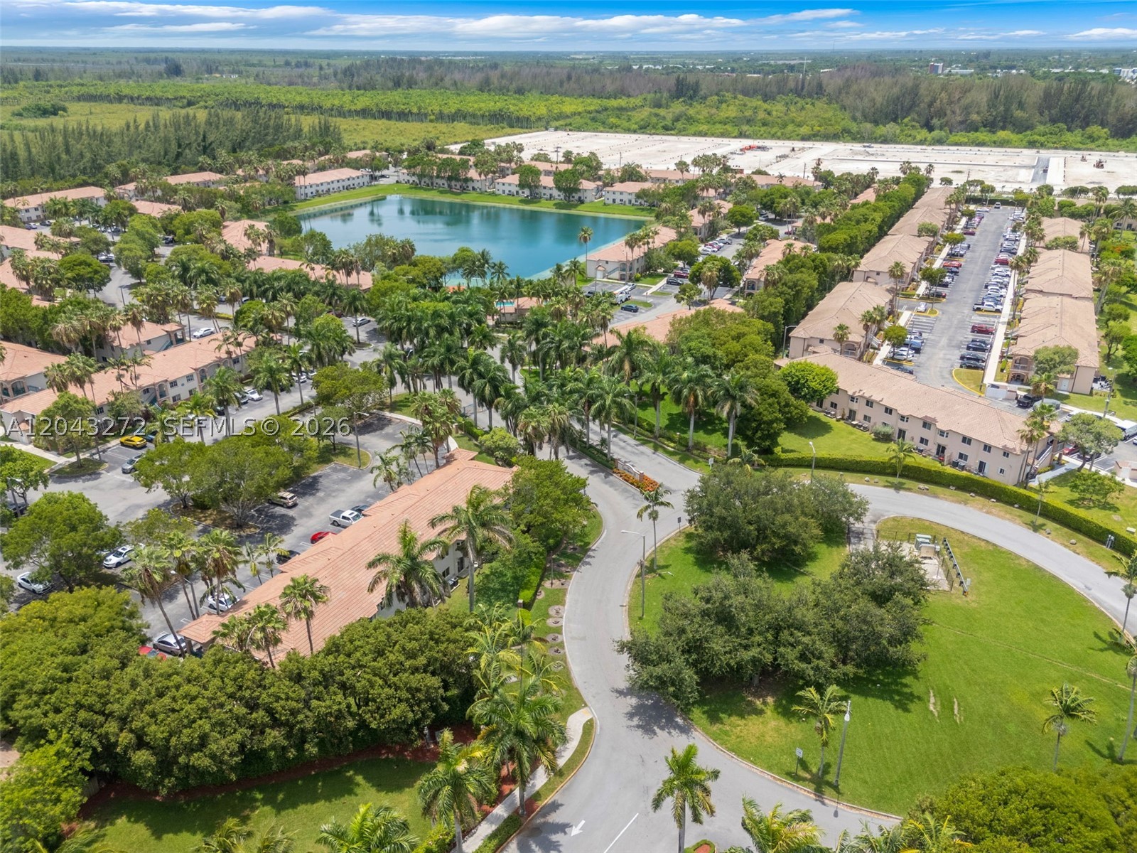 VENETIA GARDENS SOUTH CON - Residential Lease