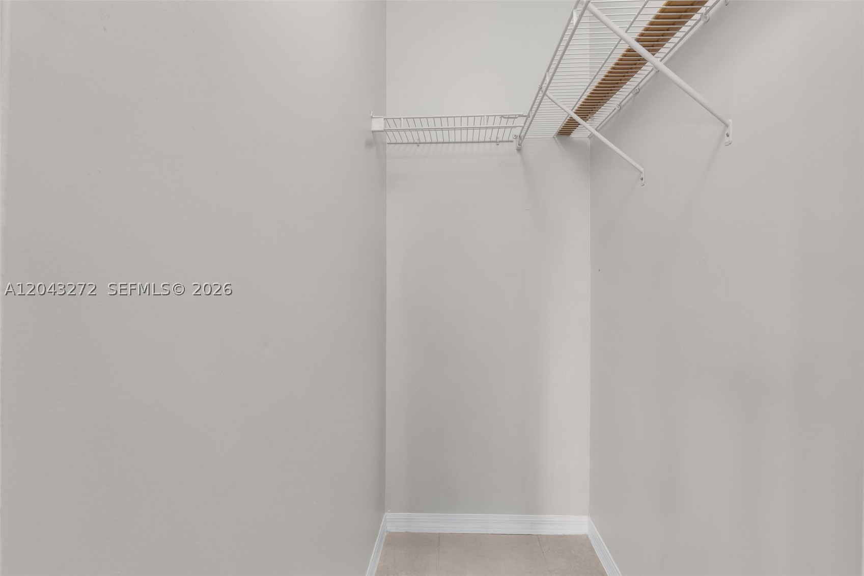 VENETIA GARDENS SOUTH CON - Residential Lease
