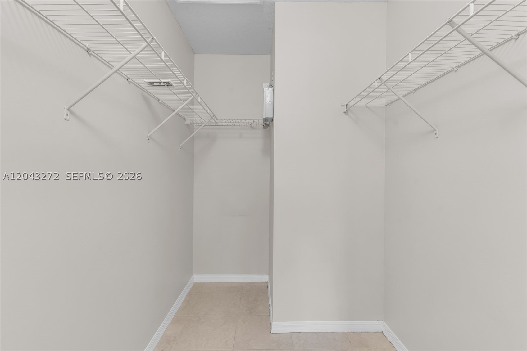 VENETIA GARDENS SOUTH CON - Residential Lease