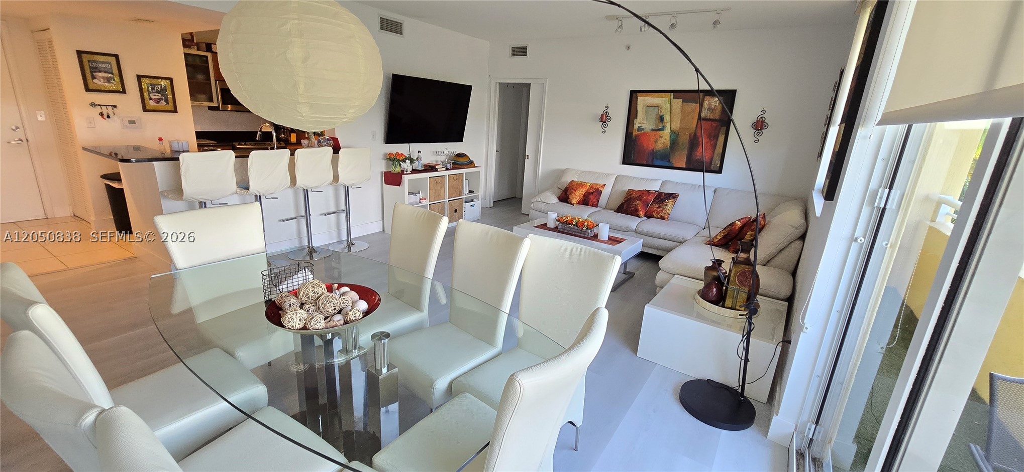 VENTURE AT AVENTURA WEST - Residential Lease