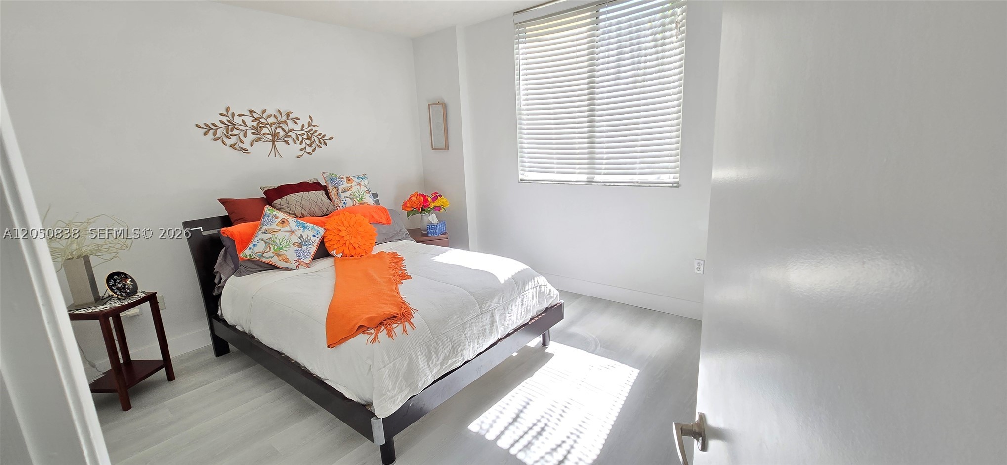 VENTURE AT AVENTURA WEST - Residential Lease