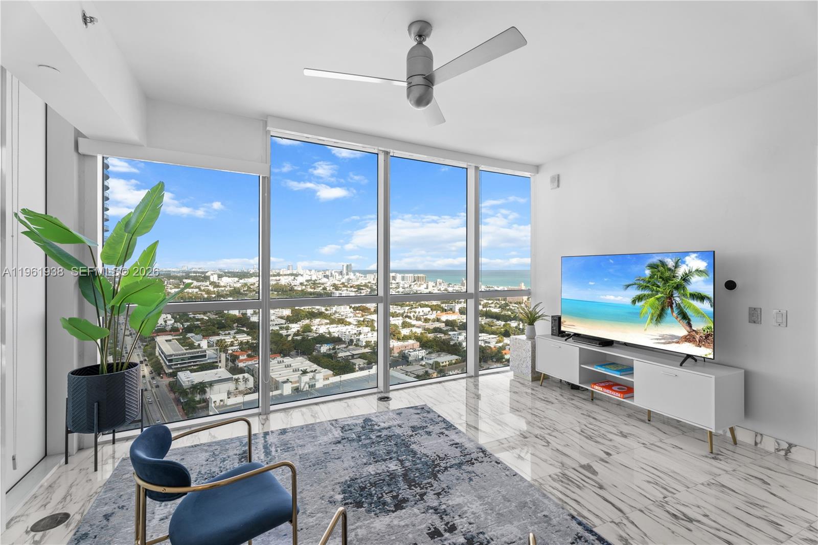 ICON CONDO - Residential