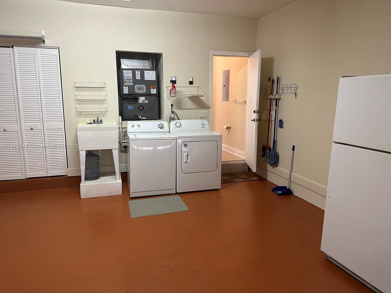 COSTA VERDE SEC 2 - Residential Lease