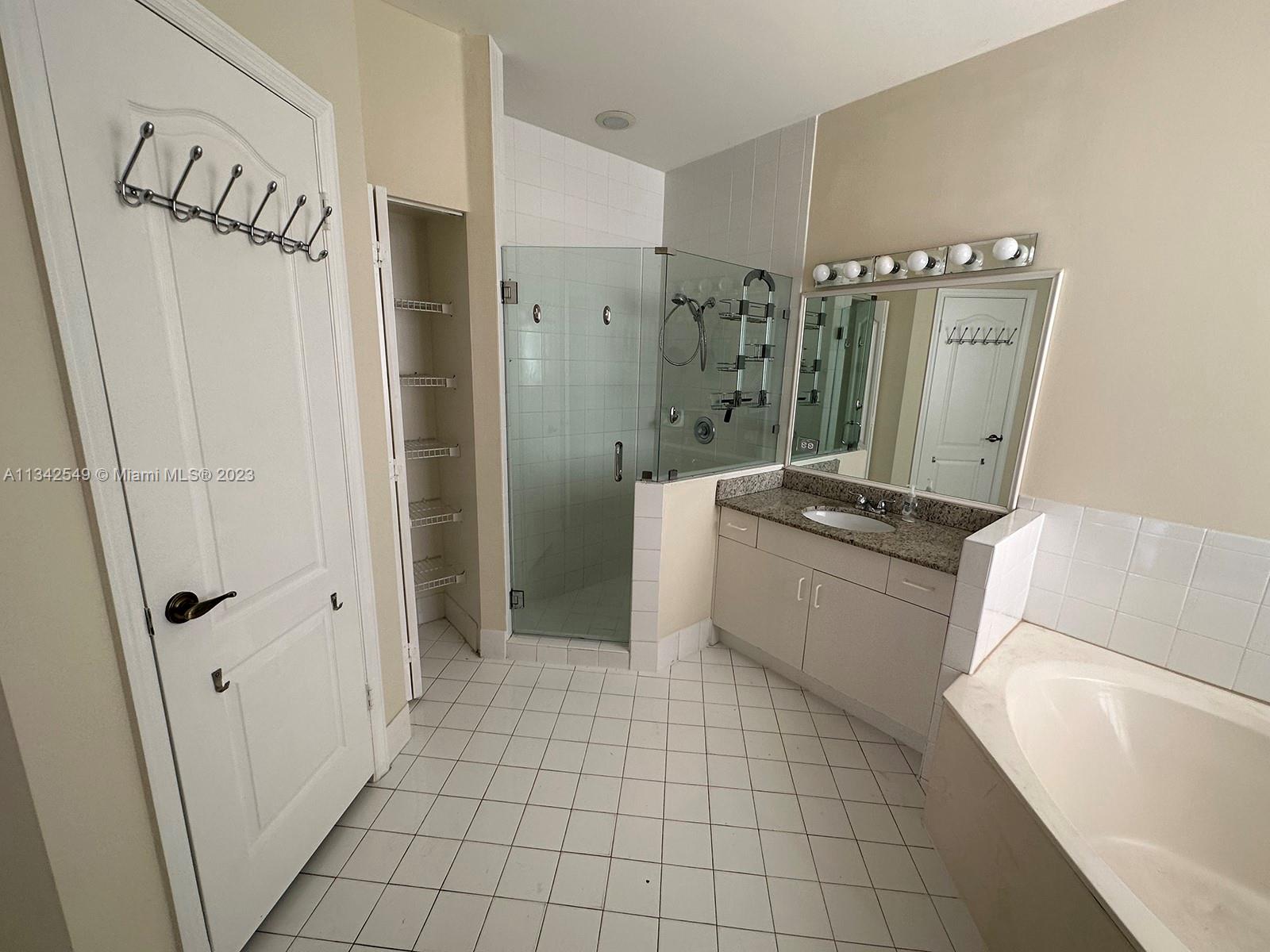 COSTA VERDE SEC 2 - Residential Lease