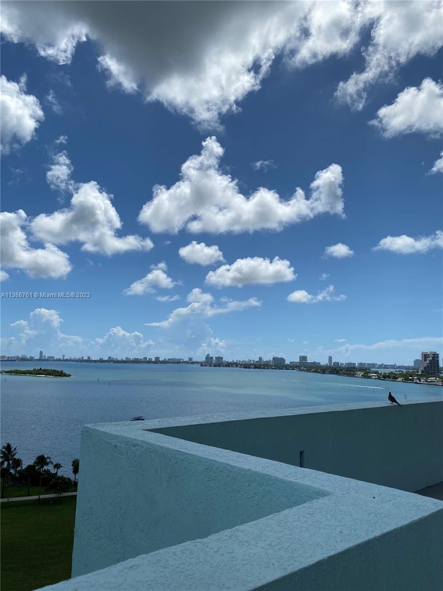 QUANTUM ON THE BAY CONDO - Residential
