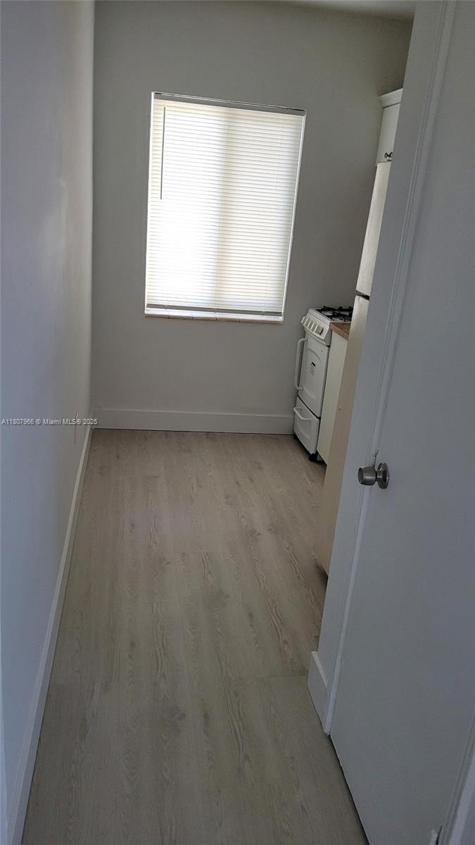 BRICKELLS RIVERVIEW - Residential Lease