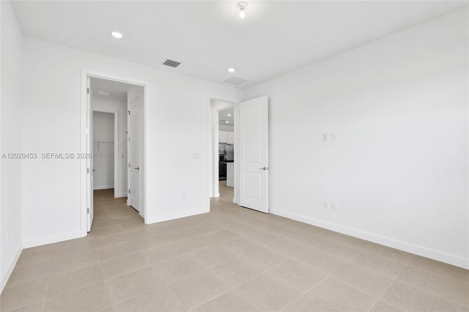 SEAGROVE PUD - Residential Lease