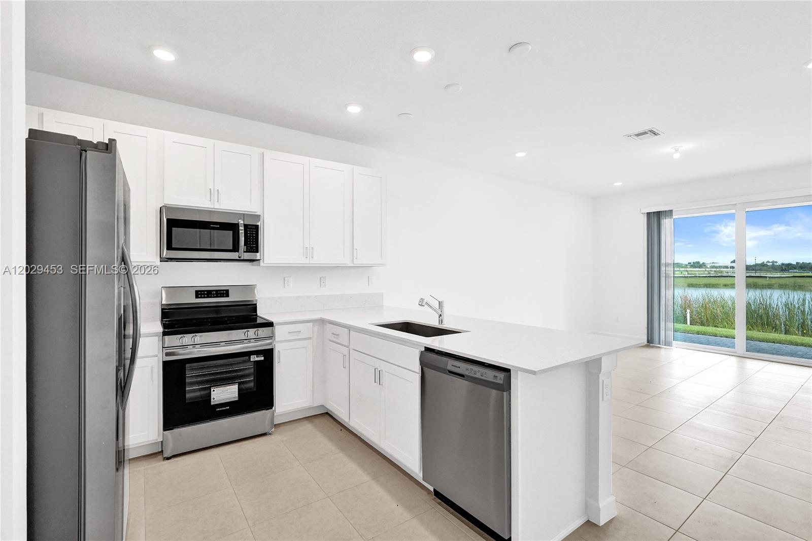 SEAGROVE PUD - Residential Lease