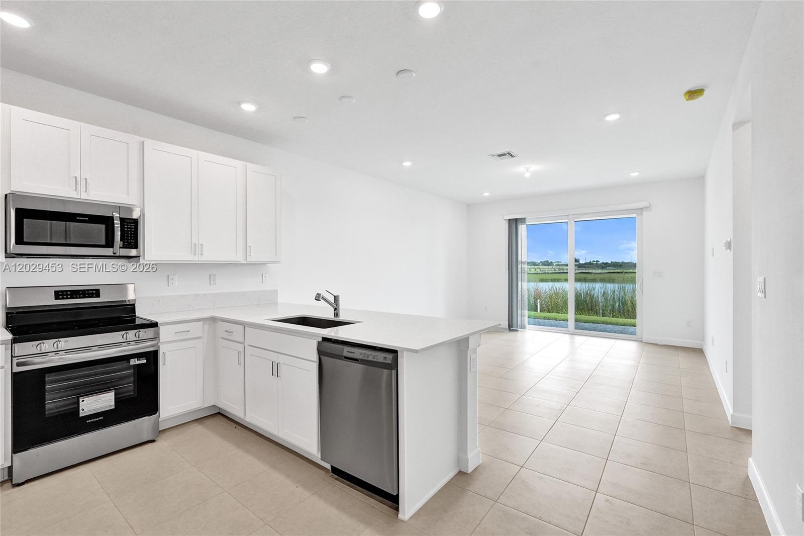 SEAGROVE PUD - Residential Lease