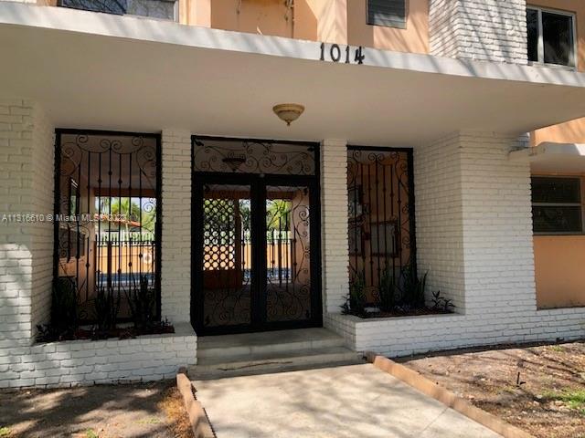 SALZEDO IN THE GABLES CON - Residential Lease