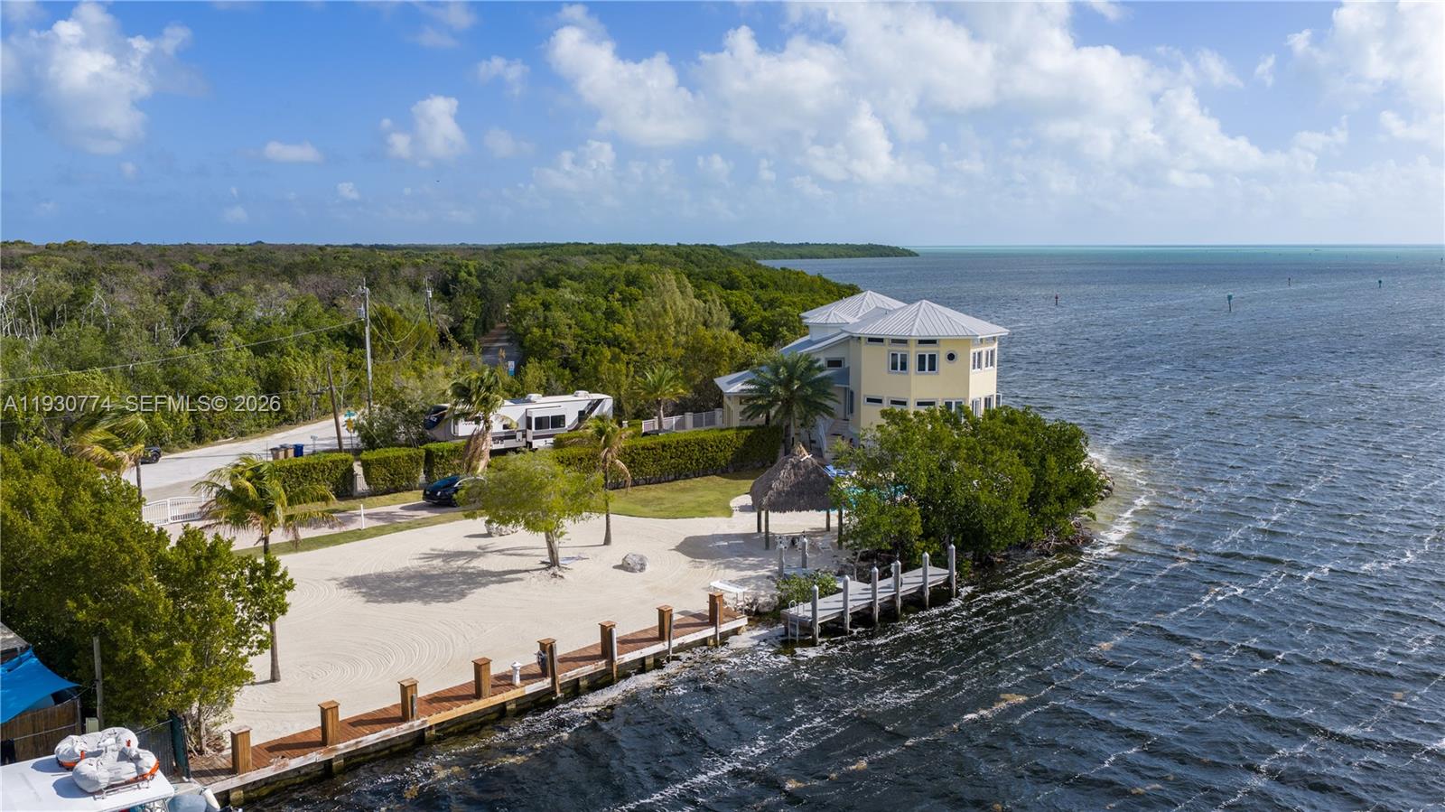 OCEAN ISLE ESTATE - Residential