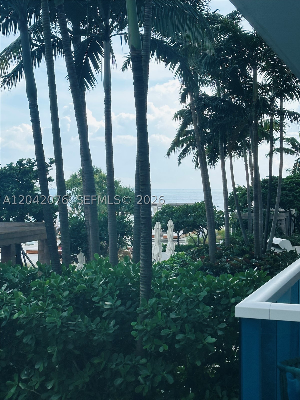 RONEY PALACE CONDO - Residential Lease