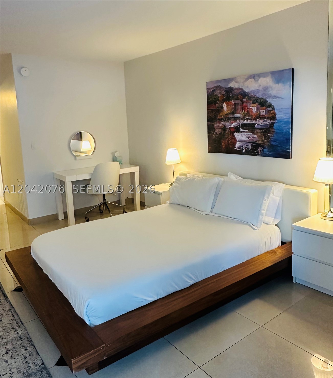 RONEY PALACE CONDO - Residential Lease
