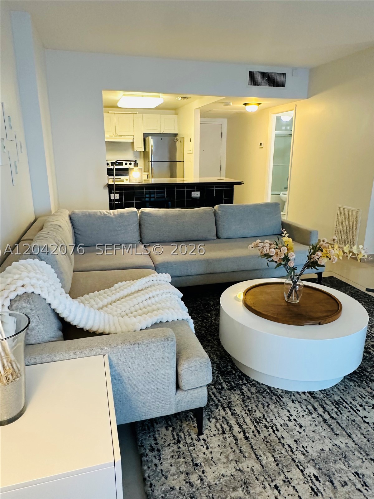 RONEY PALACE CONDO - Residential Lease