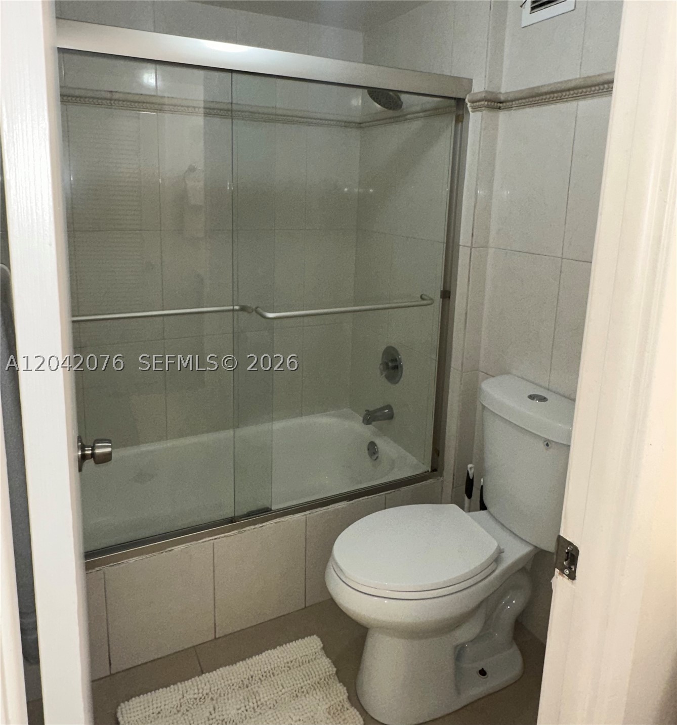 RONEY PALACE CONDO - Residential Lease