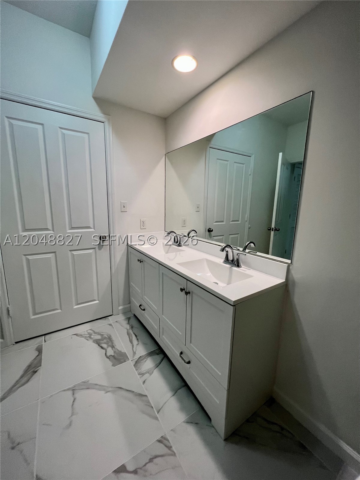 THE WAVERLY AT SURFSIDE B - Residential