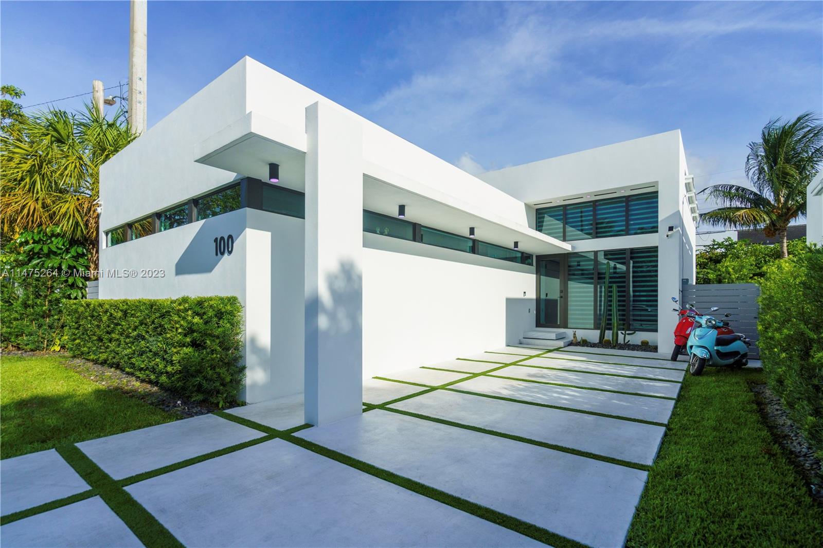SHADOWLAWN EXTENSION SUB - Residential Lease