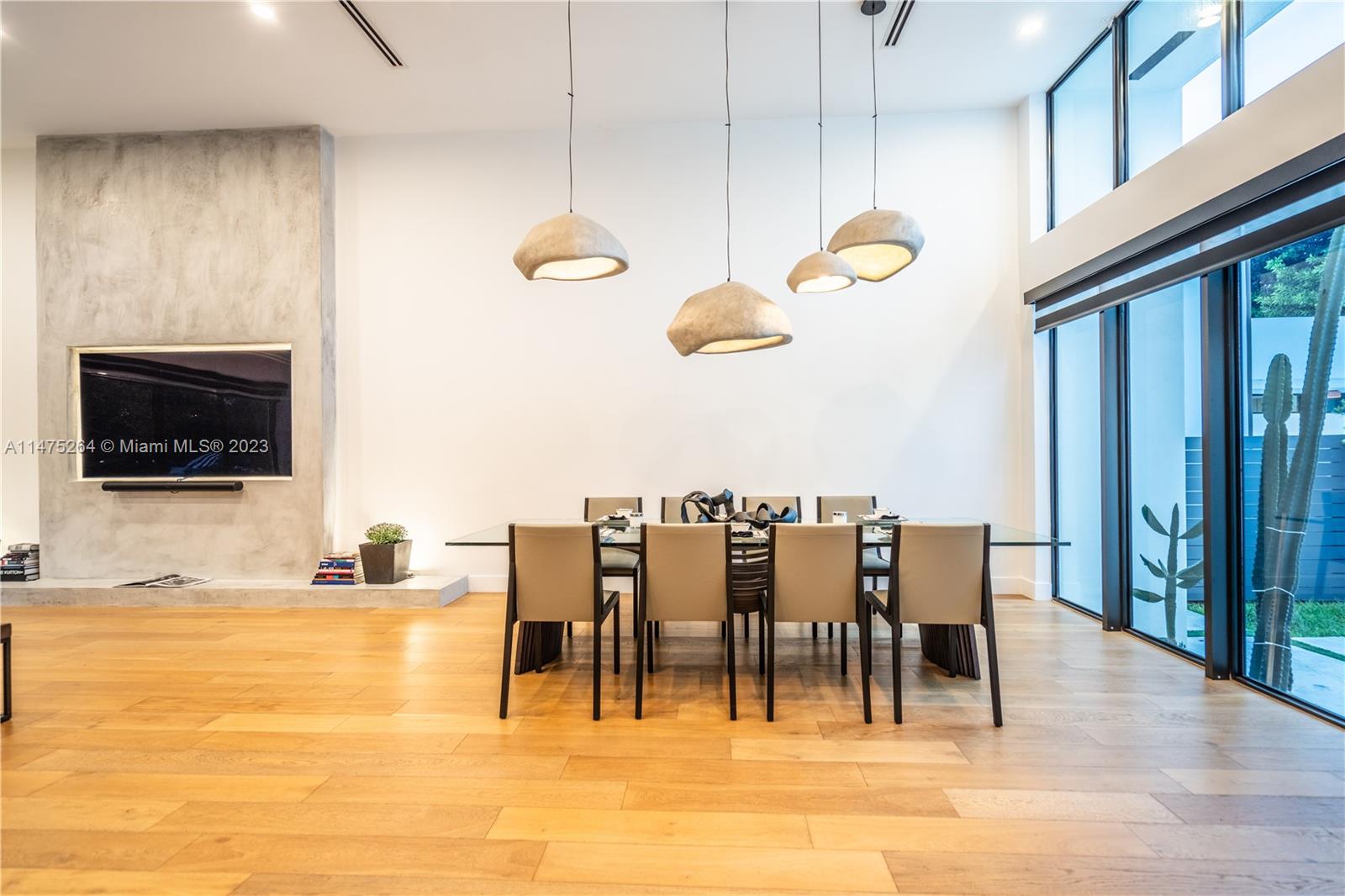 SHADOWLAWN EXTENSION SUB - Residential Lease