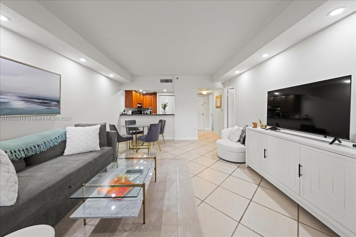 BRICKELL KEY II CONDO - Residential