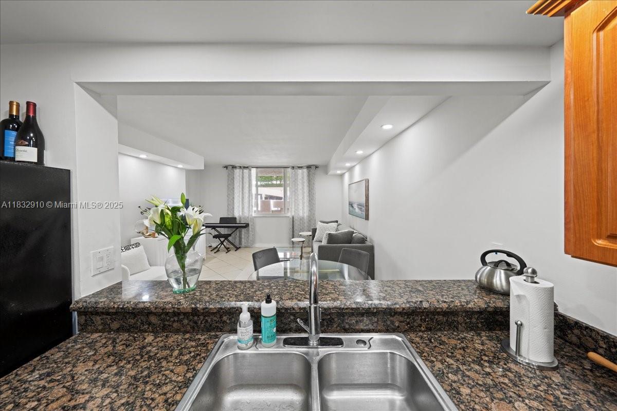 BRICKELL KEY II CONDO - Residential
