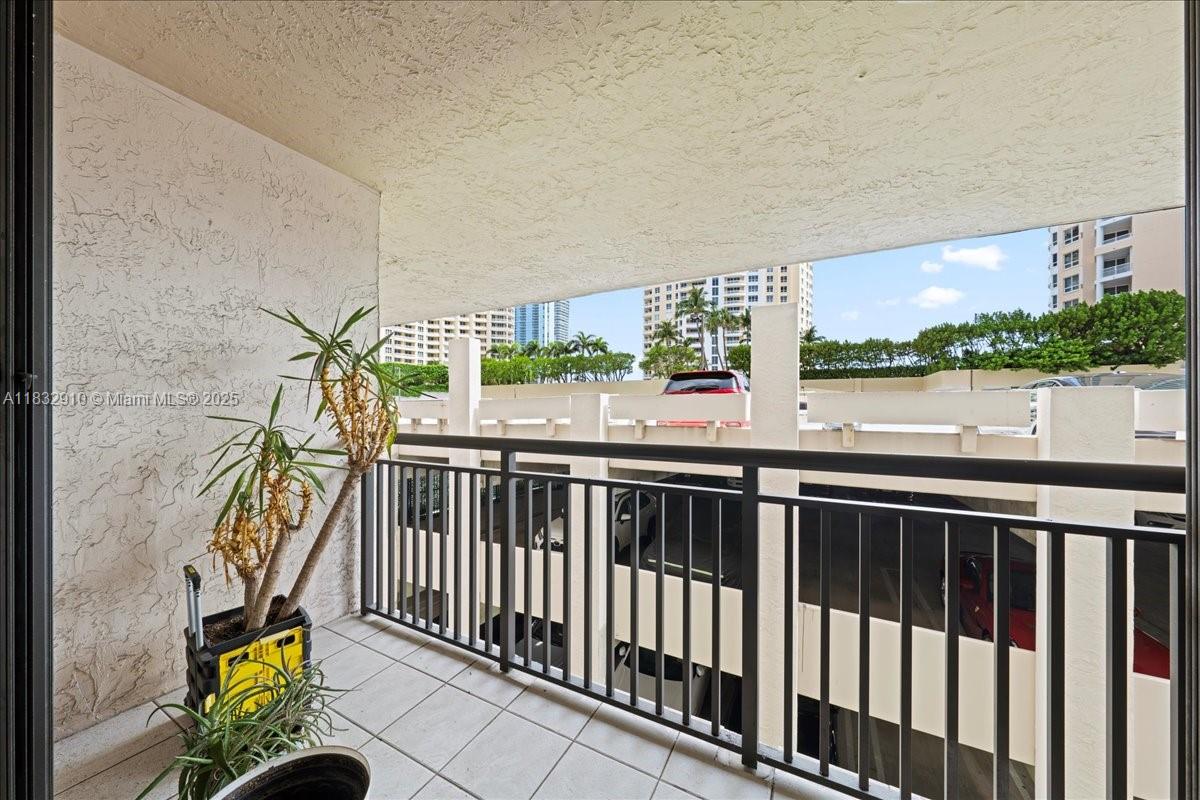 BRICKELL KEY II CONDO - Residential