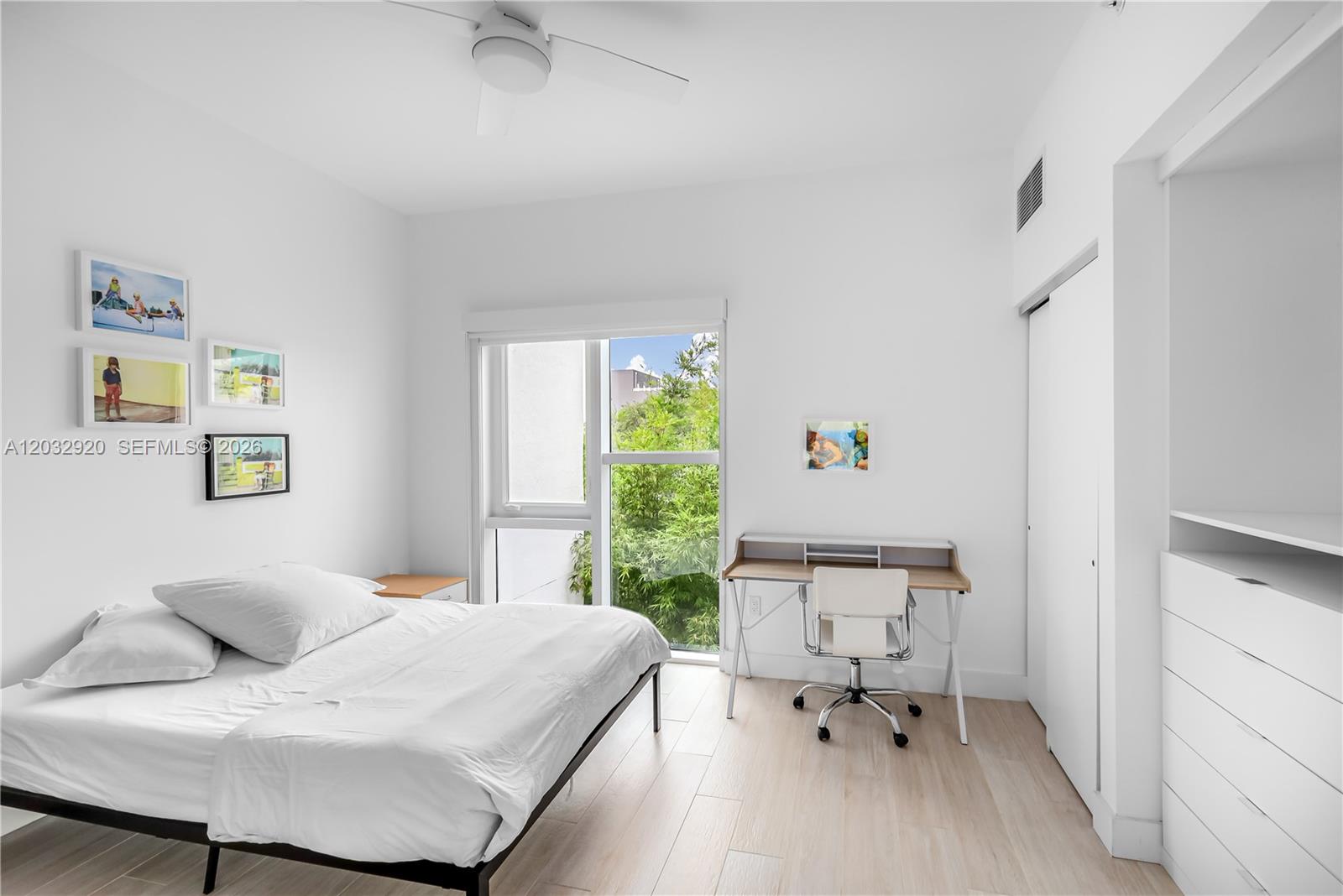 ONE BAY CONDO - Residential