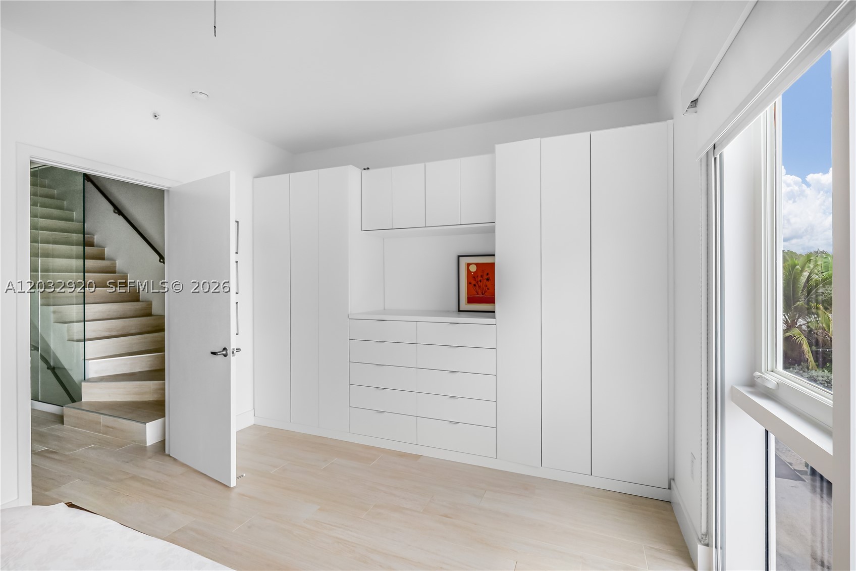 ONE BAY CONDO - Residential