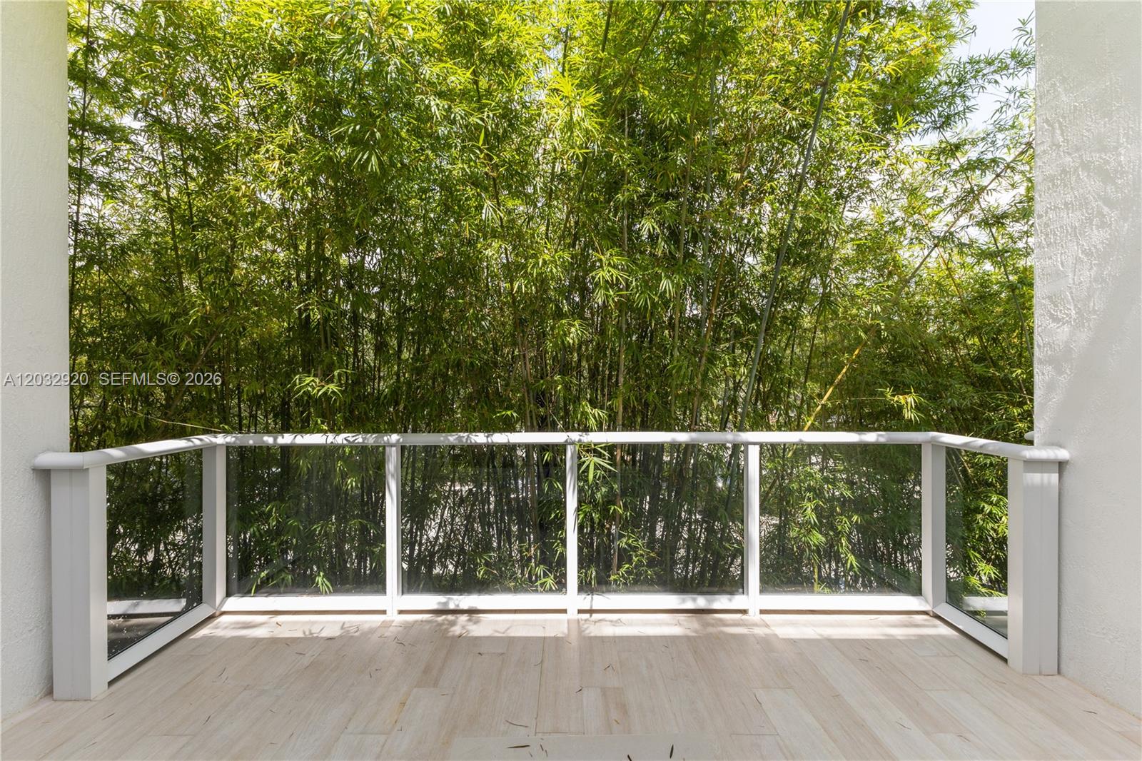 ONE BAY CONDO - Residential