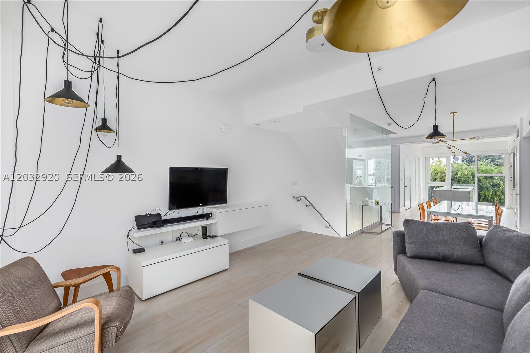 ONE BAY CONDO - Residential