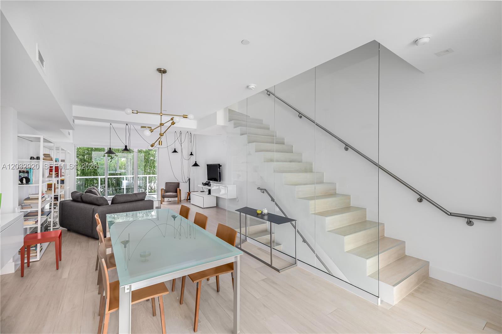 ONE BAY CONDO - Residential