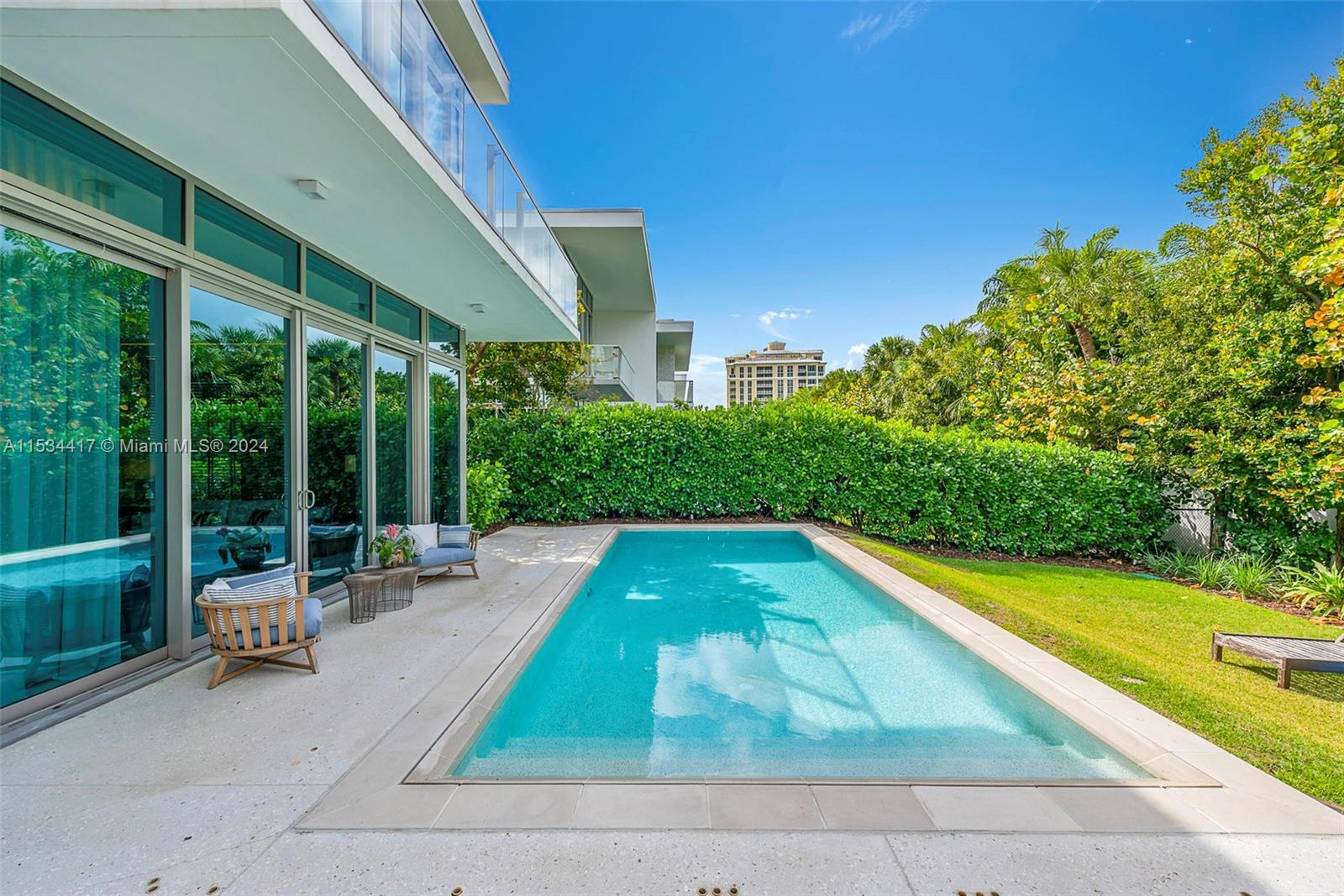 OCEANA KEY BISCAYNE CONDO - Residential