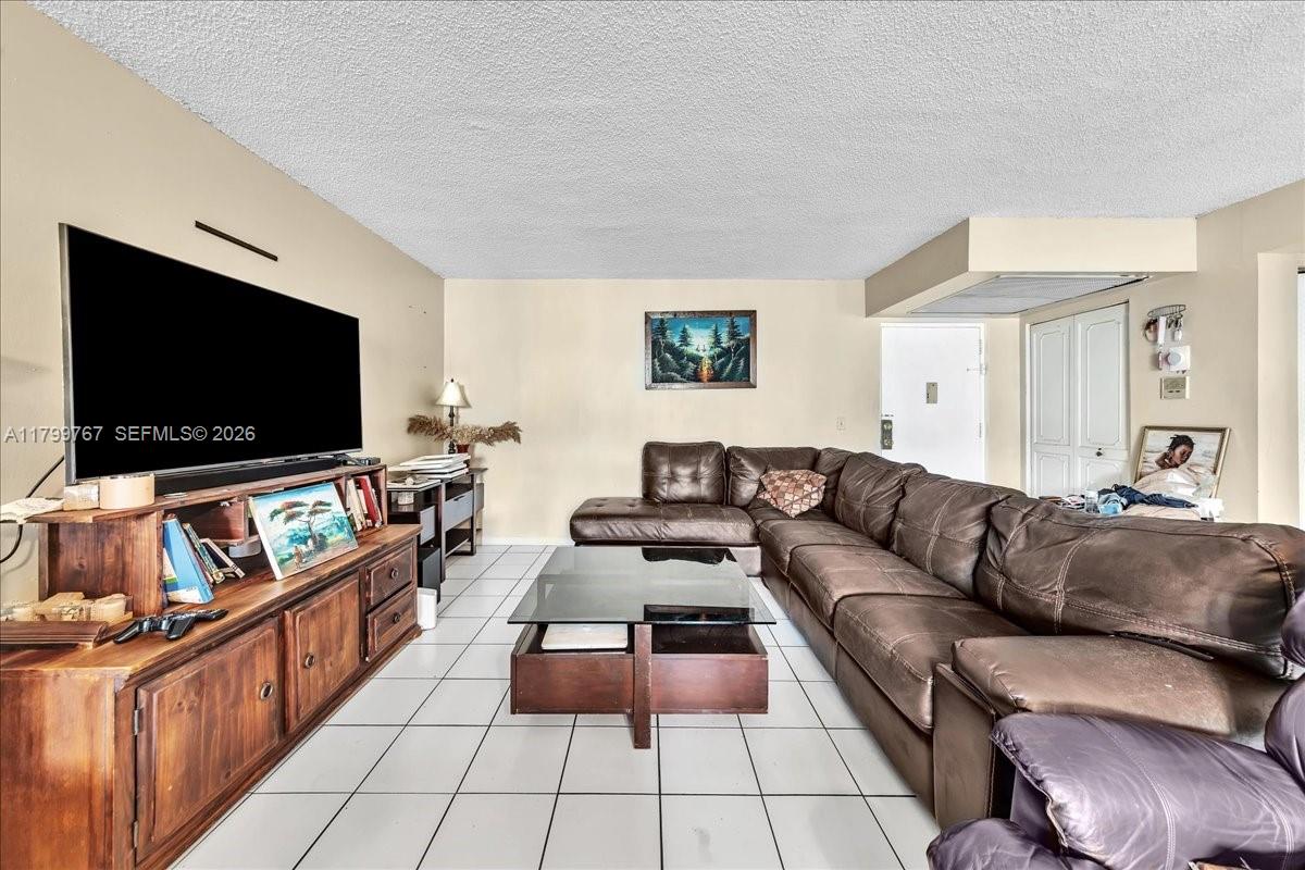 CYPRESS TREE CONDO BLDG 5 - Residential