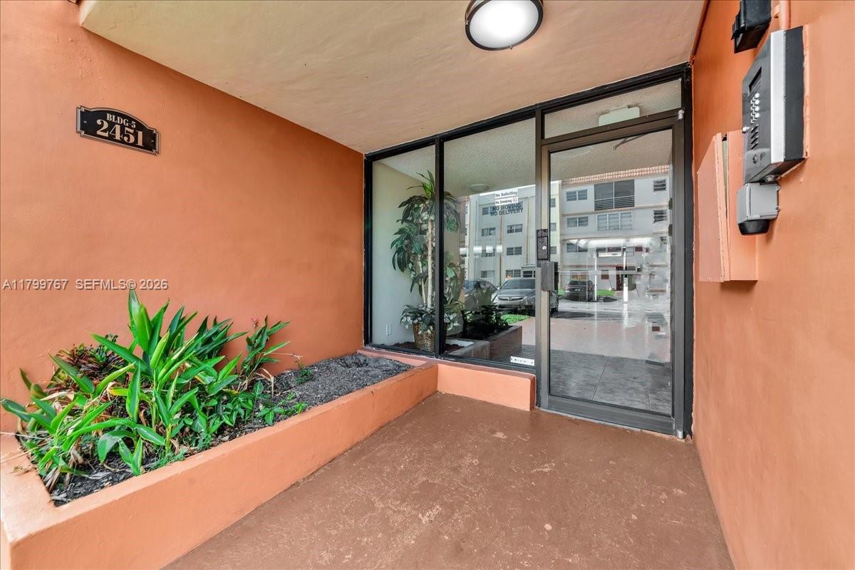 CYPRESS TREE CONDO BLDG 5 - Residential