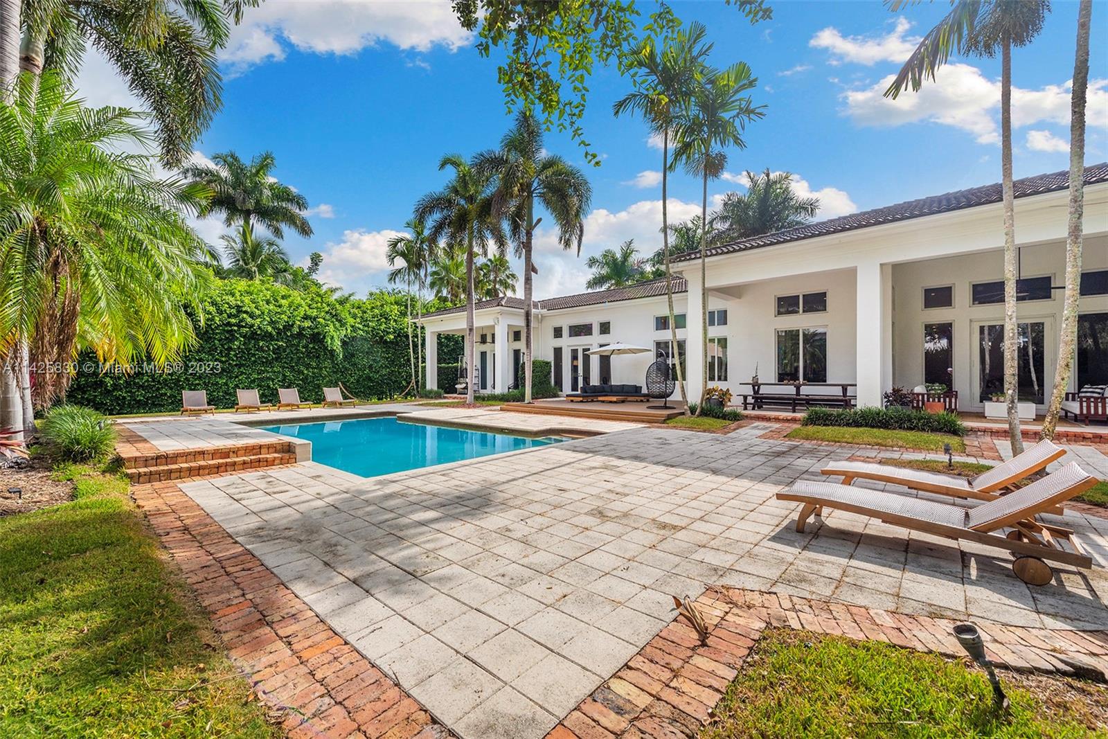 SANCTUARY AT PINECREST - Residential